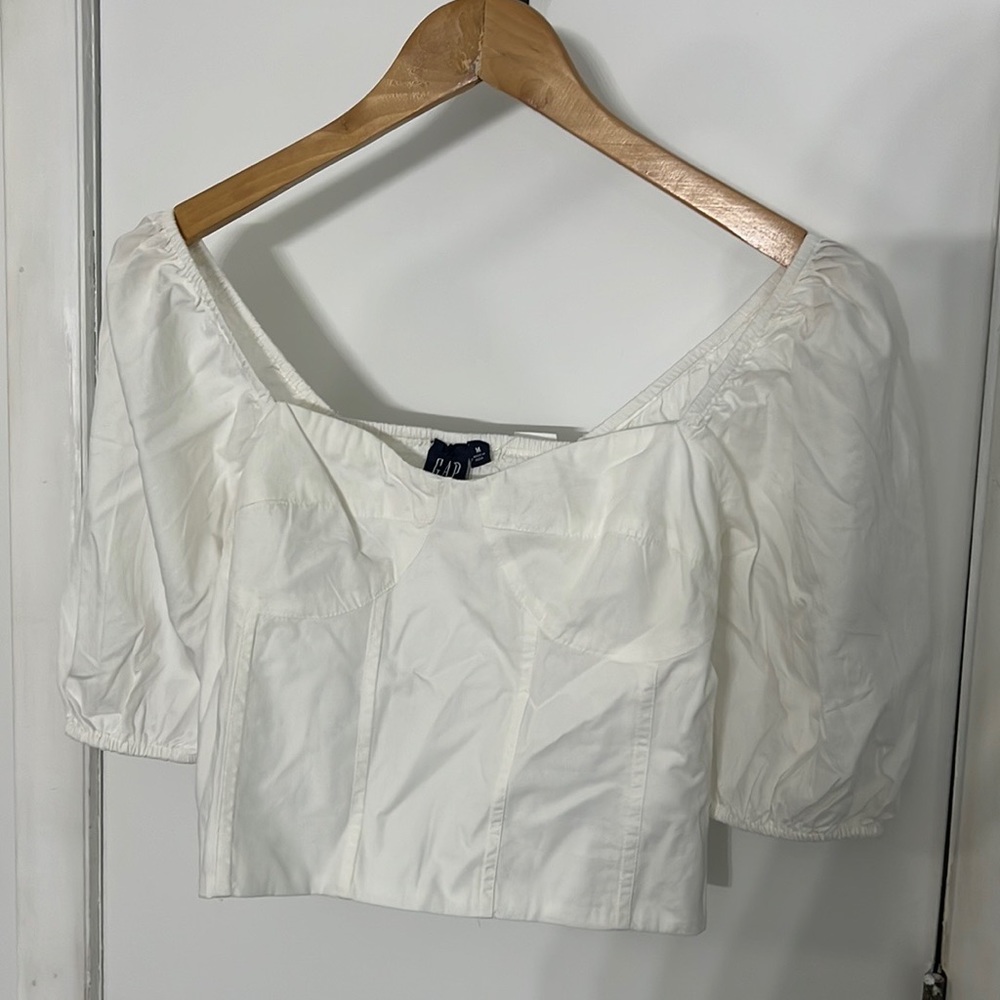 Cropped GAP puff sleeve corset top